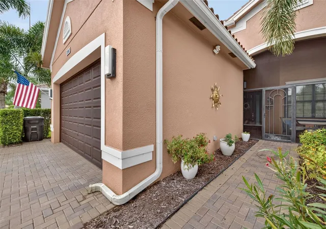 Photo 3 of Single family home for sale at 11957 Five Waters Cir, Fort Myers, FL 33913 | MLS# C7529070 | Listing updated on 2026-08-21