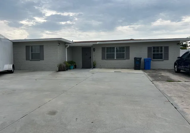 Photo 1 of Single family home for sale at 6503 Dovewood Pl, Tampa, FL 33634 | MLS# TB8534860 | Listing updated on 2026-08-09