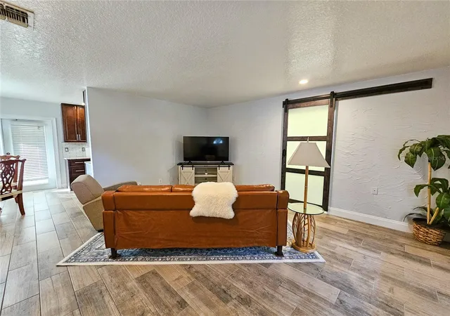 5th image of 212 S Cortez Ave, Winter Springs, FL 32708 | MLS# TB8534863