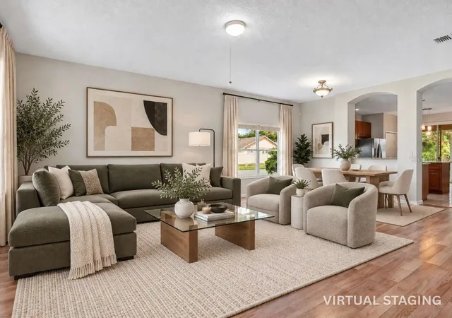 Photo 2 of Single family home for sale at 4104 Pacifica Dr, Orlando, FL 32817 | MLS# O6429918 | Listing updated on 2026-09-25