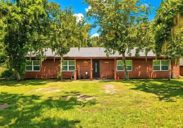 1st image of 35446 Fouraker Dr, Fruitland Park, FL 34731 | MLS# G5115874