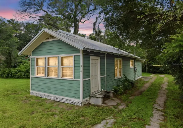 1st image of 316 S Amelia Ave, Deland, FL 32724 | MLS# V4950498