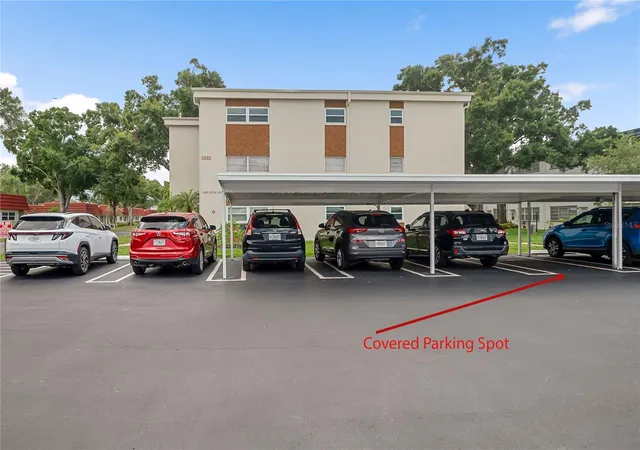 Photo 3 of Condo for sale at 5880 38th Avenue N #109, Saint Petersburg, FL 33710 | MLS# TB8534867 | Listing updated on 2026-10-20