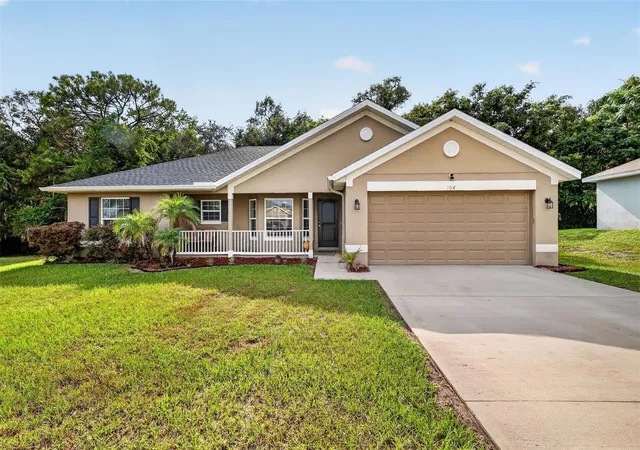1st image of 702 Chelsea Ave, Fruitland Park, FL 34731 | MLS# O6429925