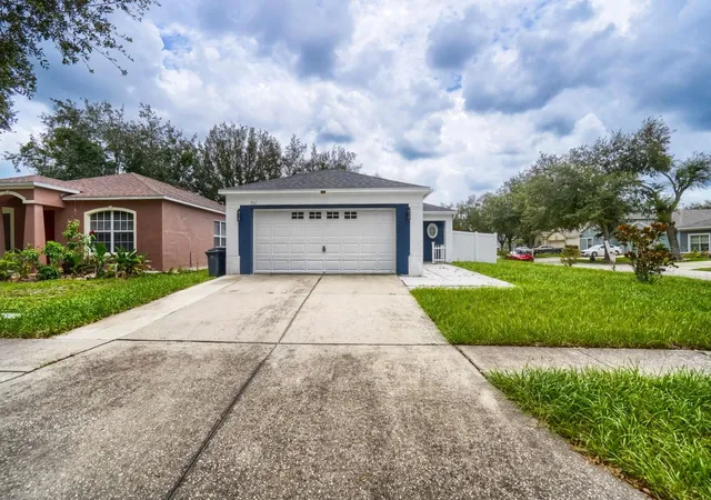 Single family home for sale at 701 Periwinkle Pointe Pl, SEFFNER, FL 33584 | MLS# TB8534875