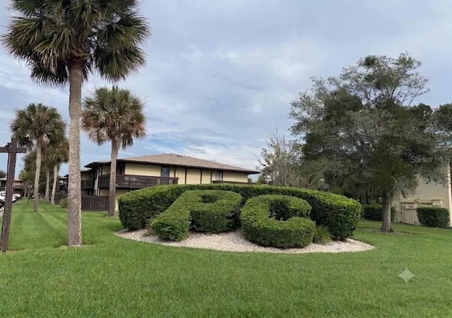 2nd image of 42 Clb House Dr, PALM COAST, FL 32137