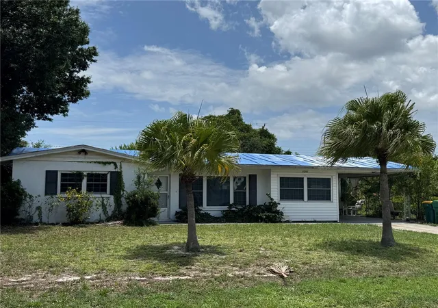 Photo 2 of Single family home for sale at 27233 Whitman Ave, Punta Gorda, FL 33983 | MLS# A4701780 | Listing updated on 2026-09-01