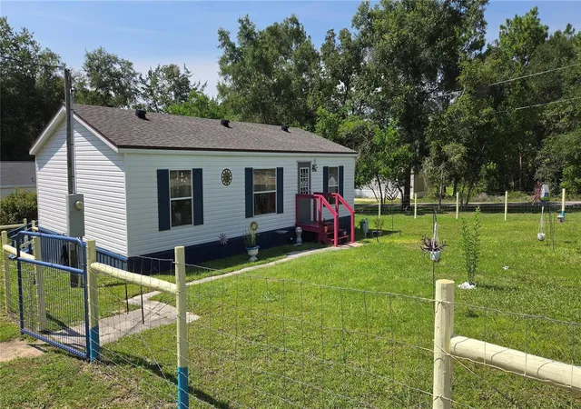 2nd image of 1298 Ne Boros Dr, Williston, FL 32696 | MLS# OM729600