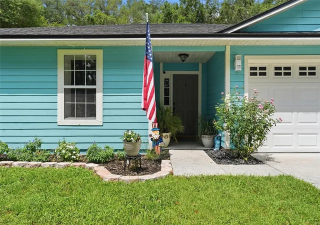 Photo 3 of Single family home for sale at 17686 Nw 239th Terrace, High Springs, FL 32643 | MLS# GC542403 | Listing updated on 2026-10-03