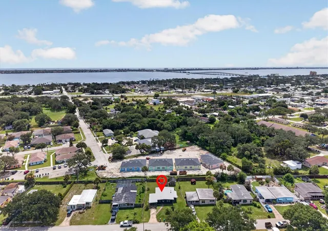 39th image of 1865 Cedarwood Dr, Melbourne, FL 32935 | MLS# O6429940