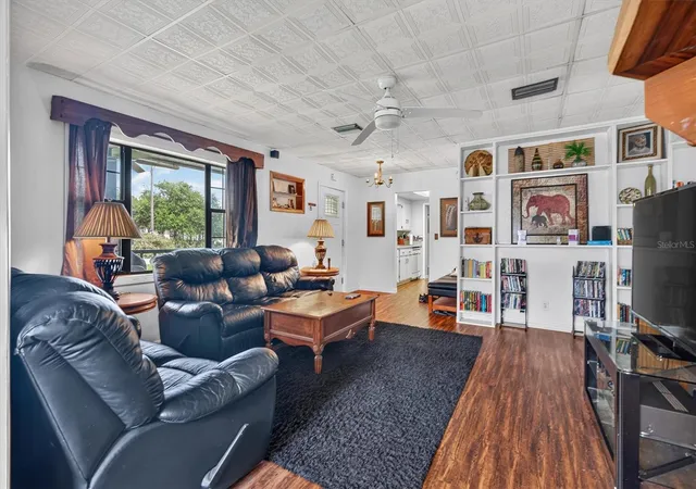5th image of 1865 Cedarwood Dr, Melbourne, FL 32935 | MLS# O6429940
