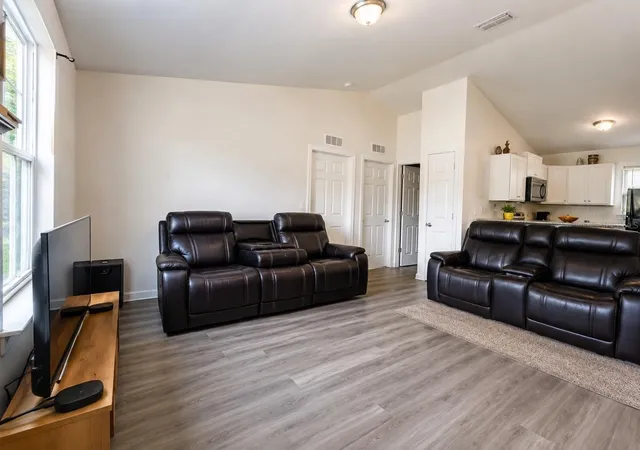 Photo 4 of Single family home for sale at 15309 SW 52nd Circle, Ocala, FL 34473 | MLS# O6429941 | Listing updated on 2026-08-31