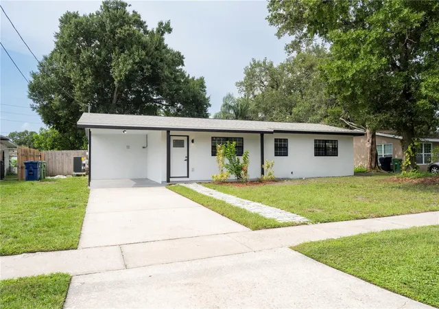 1st image of 4104 W Wisconsin Ave, Tampa, FL 33616 | MLS# L4963967