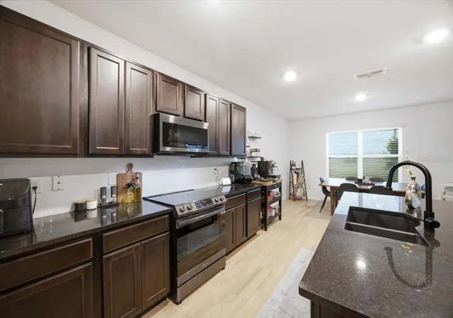 2nd image of 325 Auburn Grove Xing, Auburndale, FL 33823 | MLS# G5115884