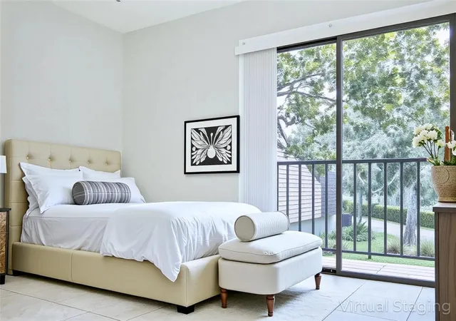 Listing Photo 2 - Condo for sale in building located at 15202 E Pond Woods Dr, TAMPA, FL 33618 - Unit #9
