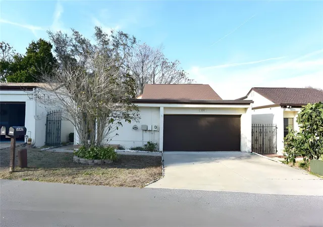 Photo 1 of Single family home for sale at 5645 Hamilton Harbor Dr, New Port Richey, FL 34652 | MLS# W7888178 | Listing updated on 2026-10-03