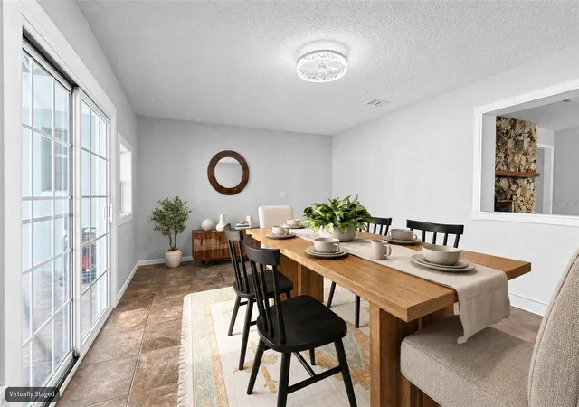 Photo 3 of Single family home for sale at 165 Duncan Trl, Longwood, FL 32779 | MLS# O6429951 | Listing updated on 2026-10-05