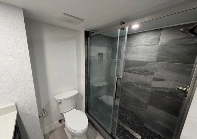 5th image of 13210 Arbor Isle Dr, Temple Terrace, FL 33637
