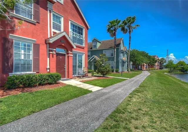 3rd image of 9034 Lake Chase Island Wy #9034, Tampa, FL 33626 | MLS# TB8534933