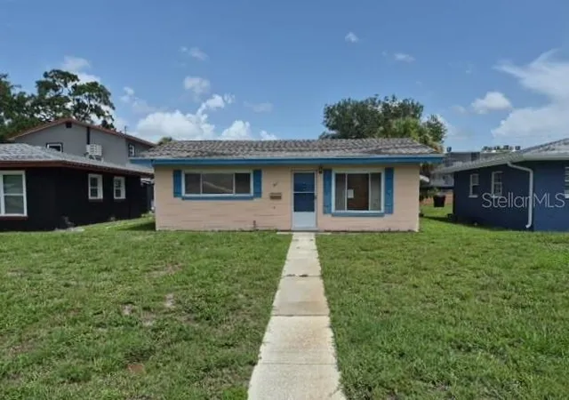 Photo 1 of Single family home for sale at 639 N 75th Avenue, Saint Petersburg, FL 33702 | MLS# TB8534941 | Listing updated on 2026-08-02