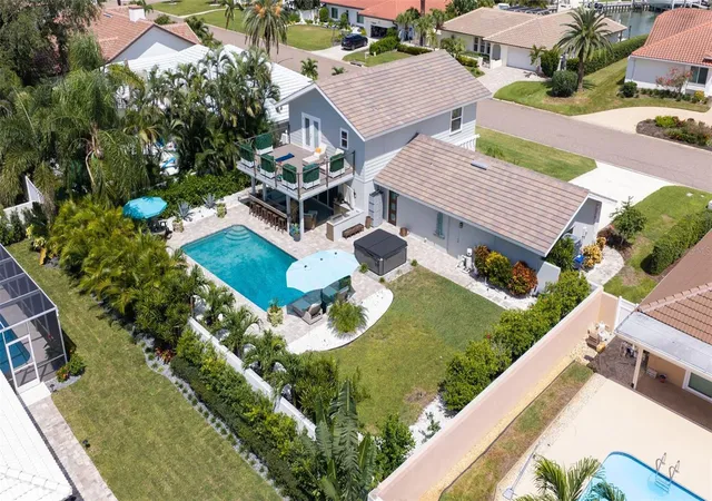 Photo 3 of Single family home for sale at 5875 Leeland St S, Saint Petersburg, FL 33715 | MLS# TB8534973 | Listing updated on 2026-10-09