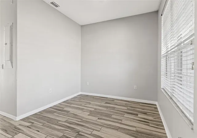 4th image of 8874 Christie Dr, Largo, FL 33771 | MLS# TB8534976
