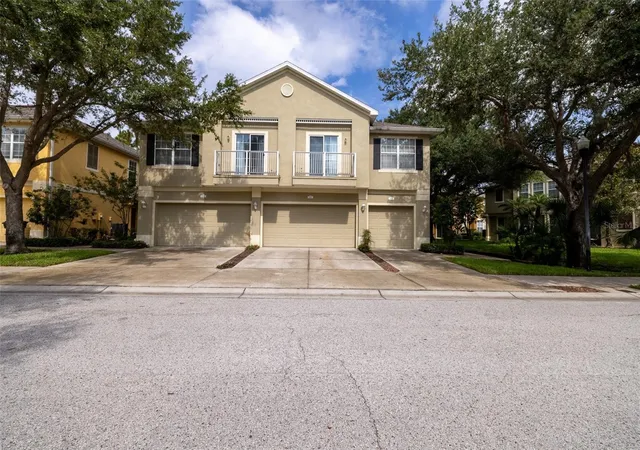 Photo 2 of Townhouse for sale at 6717 Eagle Feather Dr, Riverview, FL 33578 | MLS# TB8534981 | Listing updated on 2026-09-22