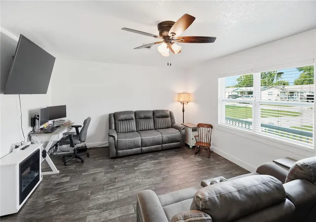 4th image of 407 Tennessee Ave, Saint Cloud, FL 34769 | MLS# S5154832