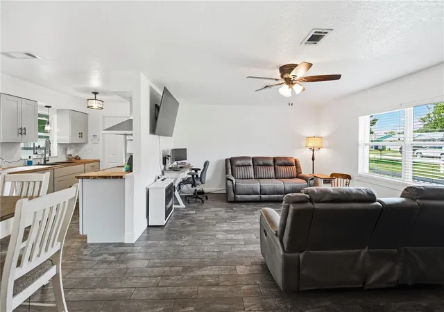 5th image of 407 Tennessee Ave, Saint Cloud, FL 34769 | MLS# S5154832