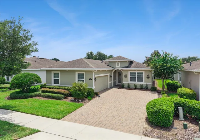 1st image of 1121 Gardenshire Lane, Deland, FL 32724 | MLS# O6430004
