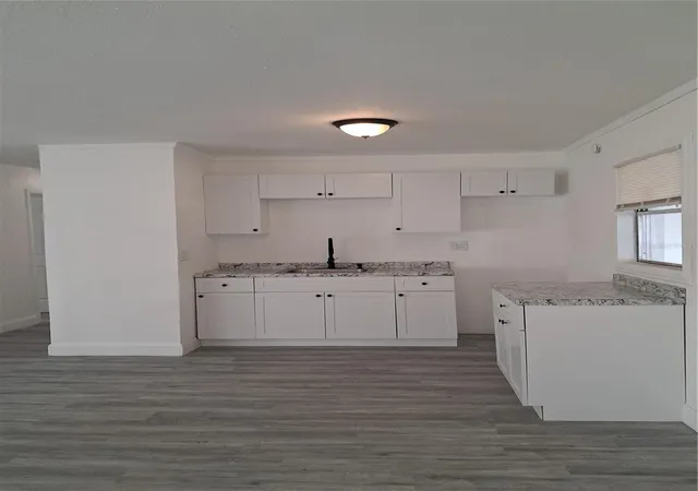 Photo 4 of Single family home for sale at 7206 Mandarin Dr, Orlando, FL 32819 | MLS# S5154834 | Listing updated on 2026-10-13