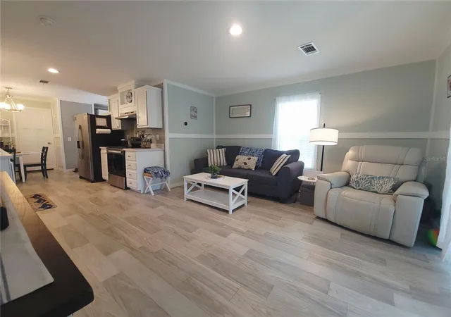 2nd image of 3531 Se 173rd Ter, Ocklawaha, FL 32179 | MLS# OM729620