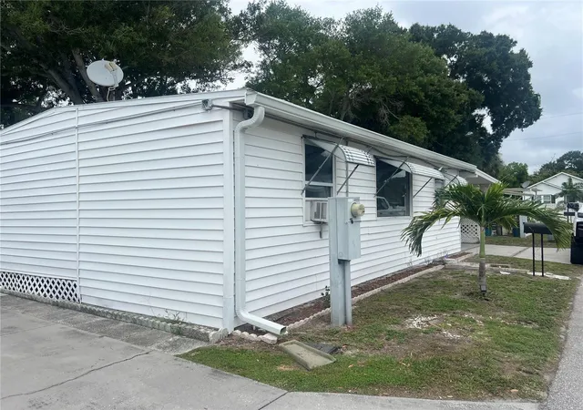 2nd image of 4772 67th Wy N #51, Saint Petersburg, FL 33709 | MLS# TB8534998