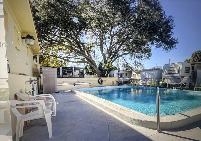 3rd image of 4772 67Th Wy N #51, Saint Petersburg, FL 33709 | MLS# TB8534998