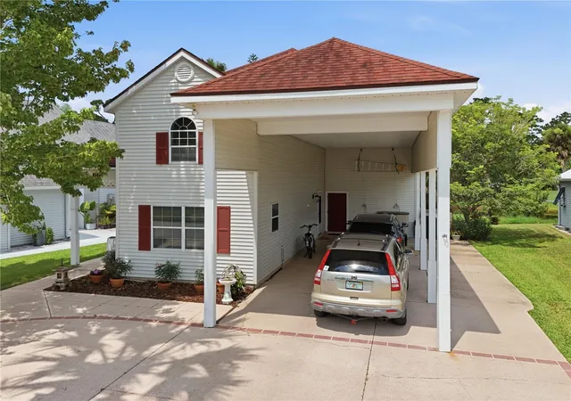 Photo 4 of Single family home for sale at 523 Fairways Dr #523, Titusville, FL 32780 | MLS# O6430016 | Listing updated on 2026-09-28