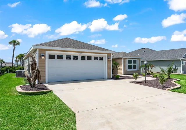 Photo 4 of Single family home for sale at 2816 Navy Hl Cir, The Villages, FL 32163 | MLS# G5115902 | Listing updated on 2026-09-19