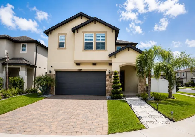 Photo 1 of Single family home for sale at 2824 Noble Crow Dr, Kissimmee, FL 34744 | MLS# S5154839 | Listing updated on 2026-08-15