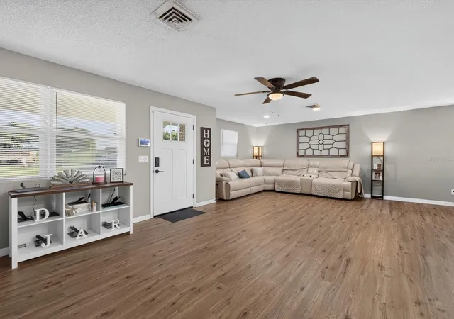 Photo 3 of Single family home for sale at 1380 Eagle Ave E, Eagle Lake, FL 33839 | MLS# B4902316 | Listing updated on 2026-10-07