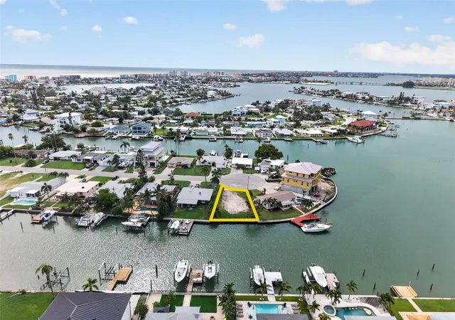 2nd image of 643 Normandy Rd, Madeira Beach, FL 33708 | MLS# TB8535016