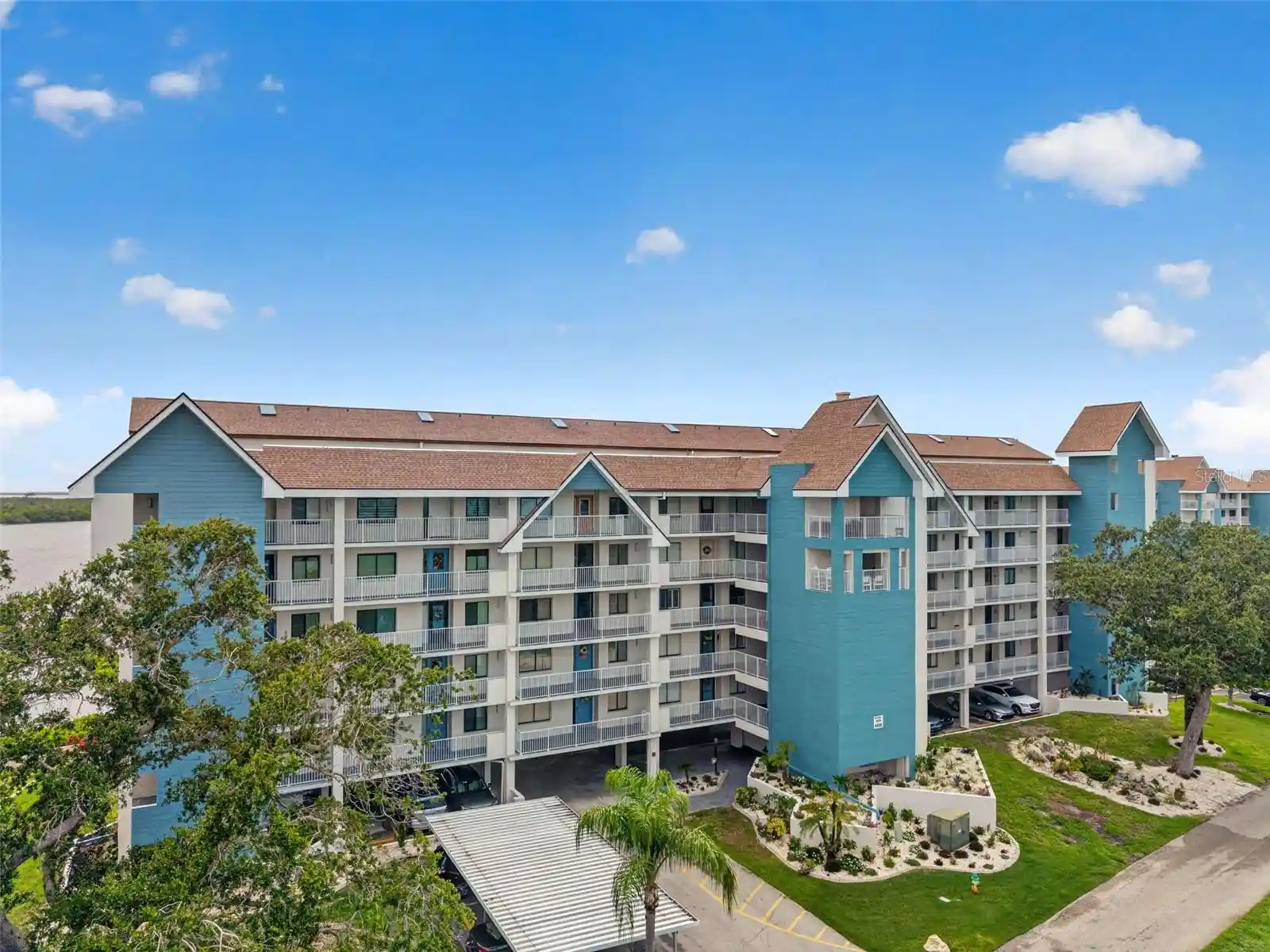 Listing Photo 2 - Condo for sale in 4650 Bay Blvd located at 4650 Bay Blvd, Port Richey, FL 34668 - Unit #1044