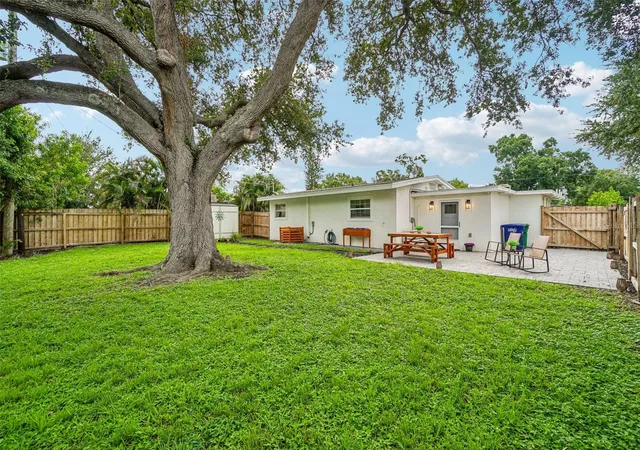 Photo 3 of Single family home for sale at 4703 W Wallace Ave, Tampa, FL 33611 | MLS# TB8535029 | Listing updated on 2026-08-27
