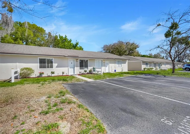 2nd image of 30024 Tavares Ridge Blvd #62, Tavares, FL 32778 | MLS# G5115904