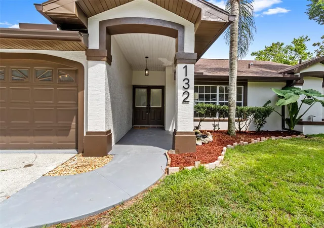 Photo 2 of Single family home for sale at 132 Gillian Dr, Spring Hill, FL 34609 | MLS# W7888194 | Listing updated on 2026-09-13