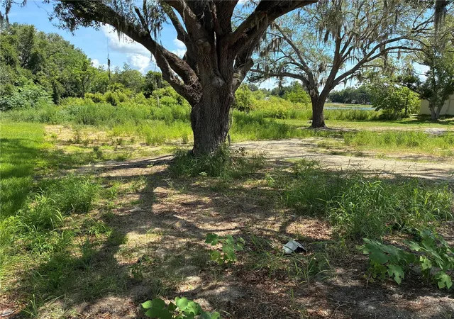 1st image of 2106 S South St, Leesburg, FL 34748 | MLS# O6430051
