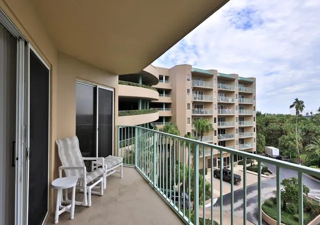 3rd image of 4 Oceans West Blvd #508D, Daytona Beach, FL 32118 | MLS# O6430052