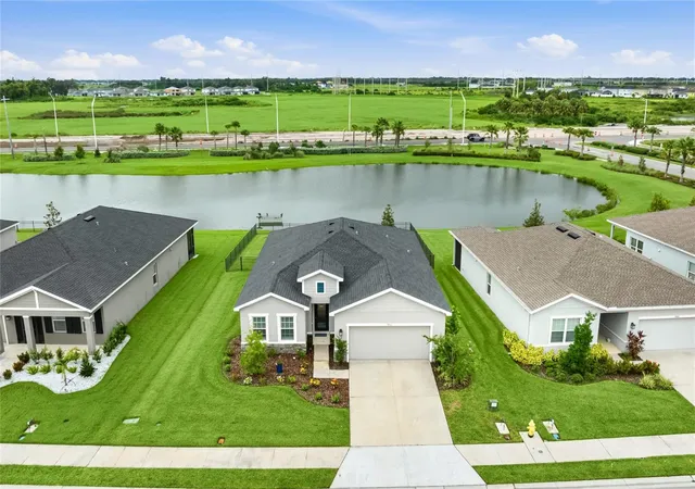 Photo 1 of Single family home for sale at 9916 Daybreak Glen, Parrish, FL 34219 | MLS# A4701822 | Listing updated on 2026-09-13