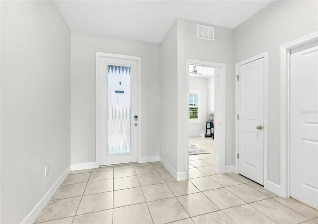 Photo 4 of Single family home for sale at 9916 Daybreak Glen, Parrish, FL 34219 | MLS# A4701822 | Listing updated on 2026-09-13
