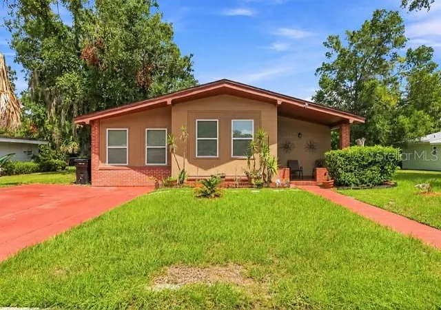 Photo 1 of Single family home for sale at 841 Wooden Blvd, Orlando, FL 32805 | MLS# O6430068 | Listing updated on 2026-09-24