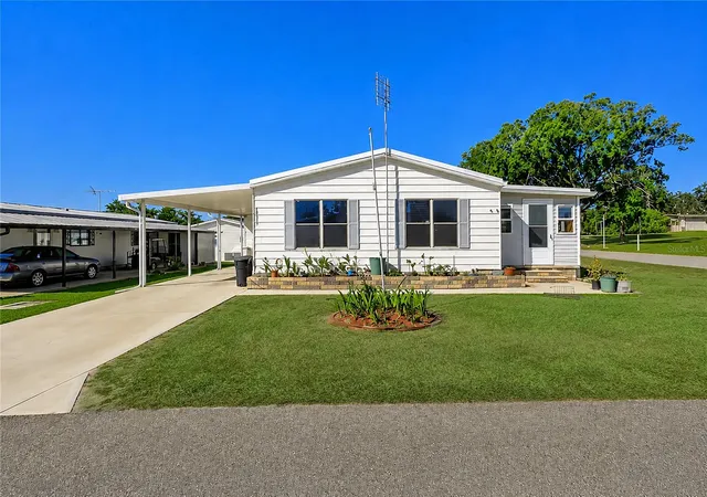 Photo 1 of Manufactured home for sale at 10151 Hamp Dr, Dade City, FL 33525 | MLS# TB8535070 | Listing updated on 2026-09-22