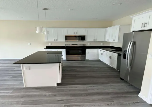 4th image of 4344 Cambio Gardens Ct, Tampa, FL 33610 | MLS# TB8535075